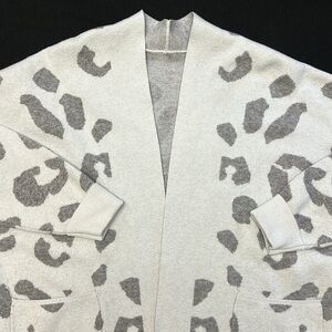 Long 2 pocket cardigan